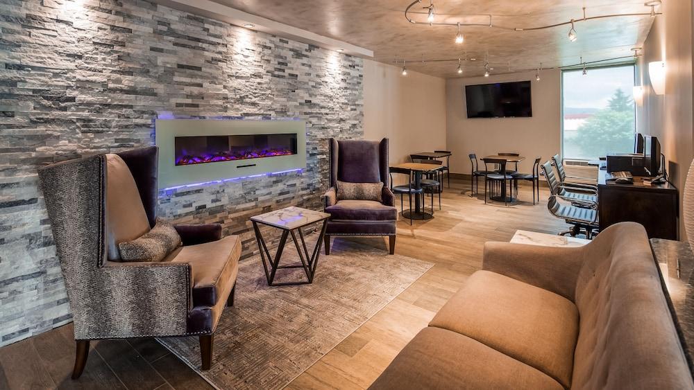 Baymont By Wyndham Johnson City/Binghamton Esterno foto
