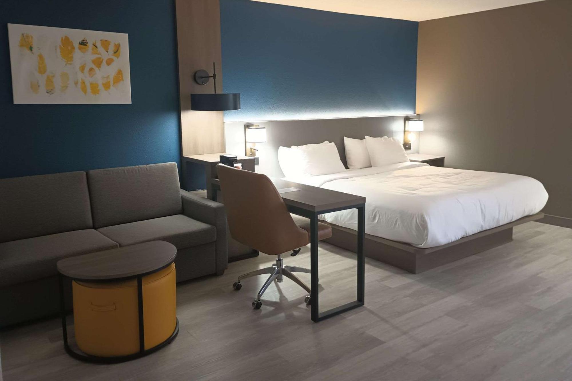 Baymont By Wyndham Johnson City/Binghamton Esterno foto