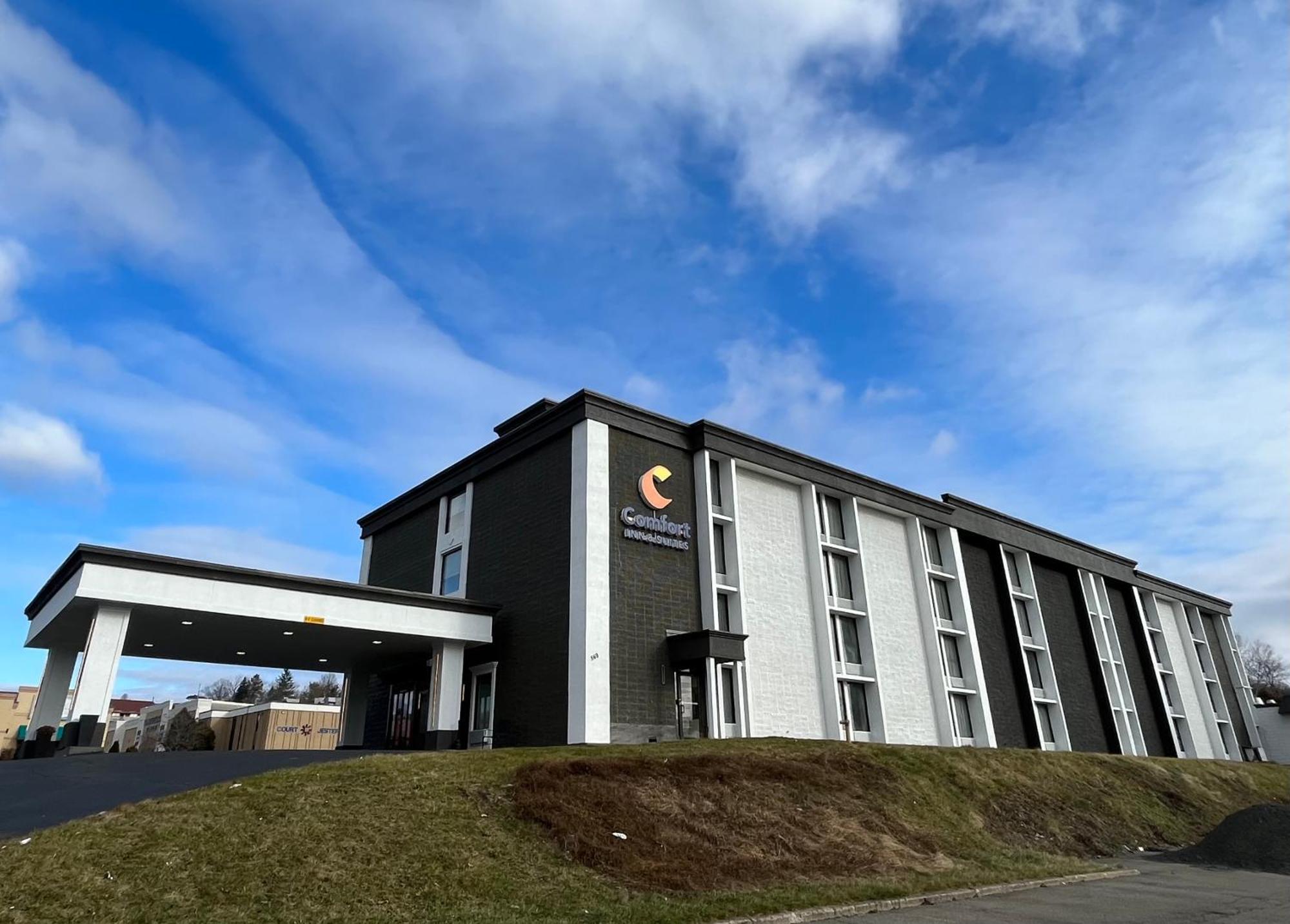 Baymont By Wyndham Johnson City/Binghamton Esterno foto